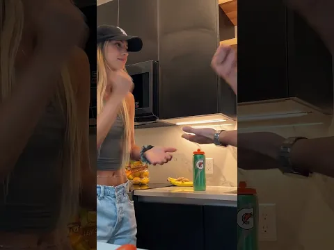 Kámen, Nůžky, Papír o iPhone 14 s Čikin