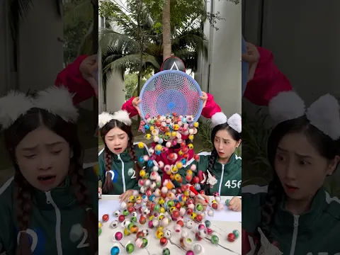 How many candies? 😂🍬🔥 squid game