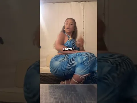 Baddies we all cracking #baddietiktok #baddie #fyp #sophierain #latto #drake #cracked #funny