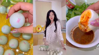 Con Gà Đen Đẻ Trứng Vỏ Xanh Lần Đầu Biết Luôn Á Trùi | Phương Min Official
