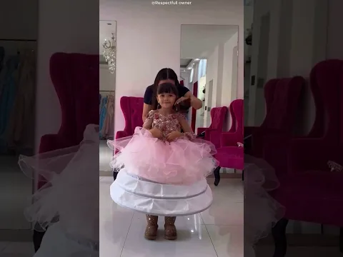 👑🎂 This Little Girl Became a Real-Life Princess on Her Birthday! 😍✨ #shortvideo