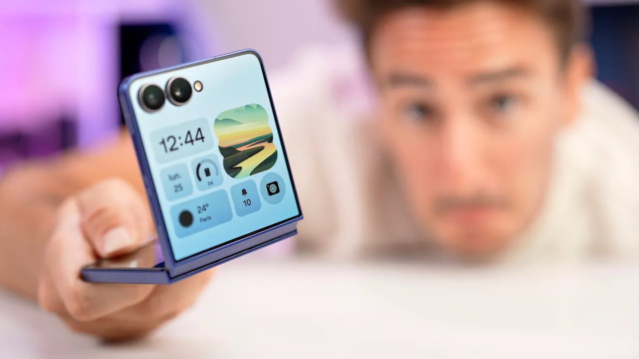 Vido-Test de Samsung Galaxy Z Flip 7 par TheiCollection