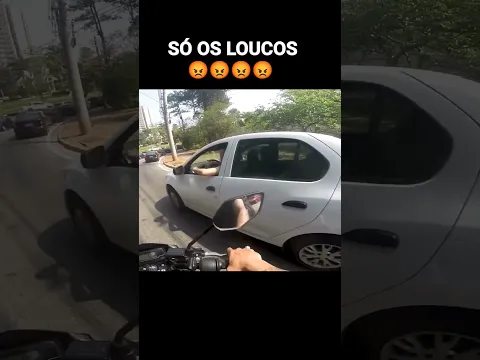 Flagras no trânsito leia a descrição