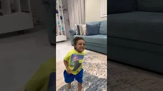 عصفوري عصفوري وسيم هرب من الخوف