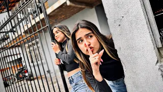 FUGIMOS DO BECO E…