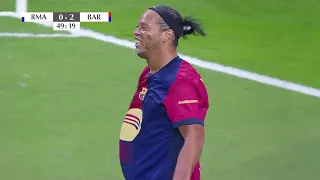 EVEN AT 45 YEARS OLD & FAT, RONALDINHO SHOCKED THE WORLD WITH HIS SKILLS IN THIS MATCH