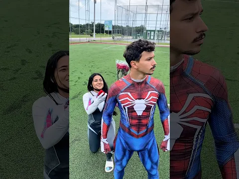 Fui pedir o homem-aranha em namoro… e atrapalhei TODA a missão! #shorts #homemaranha