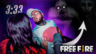 SE ME METE *UN DEMONIO* POR JUGAR FREE FIRE A LAS 3:33 AM!! (Paranormal)