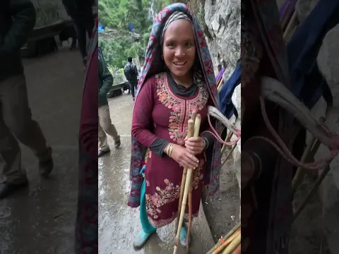 हिन्दी नहीं आती आँटी को ❤️🙏 #trending #dillistreetfood #viralvideo #kedarnath #pakistani #food