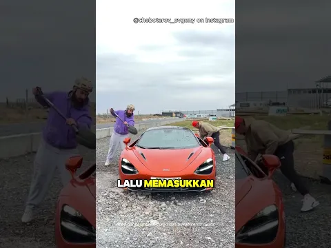 Pria ini Menghancurkan Mobil Milik Temannya 💔 #shorts (@chebotarev_evgeny)
