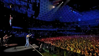 Simply Red - Holding Back The Years (Live from Santiago)