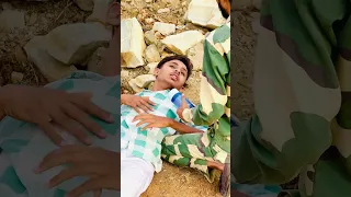 फ़ौजी ने प्यासे को पानी पिलाया🇮🇳🥰 #army #armylover #armylife #armystatus #emotional #indianarmy