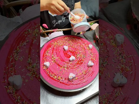 Smart Business Idea! Cute Pink Marshmallow Crepe From Bangkok