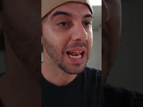 Quando Ago si arrabbia 😂 nel severo Collegio di Danza