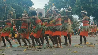 Manus Island and East New Britain students from OLSH Secondary School Traditional Dance