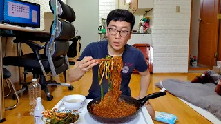 44살 독수공방 노총각 이제는 혼자가 더 편해져버린 중년 아싸의 휴일 일상