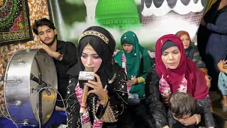 Meri ulfat madine se Laiba Fatima Naat shareef with Ahmad live mehfil