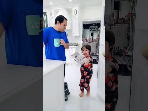 Zack should mess with Heidi's makeup 😬 run zack run 😅
