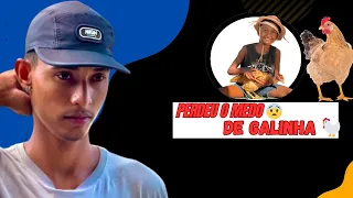 O neguinho perdeu o medo de galinha minha gente 😱😨