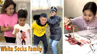 Do you LOVE HELPING THE HOMELESS write ❤️ 😰  #whitesocksfamily #tiktok