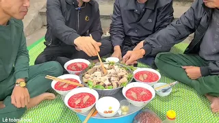 i love you triệu view,tiếp 2 cụ ông 70 tuổi 5 tô tiết canh,lê toàn-food