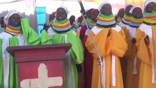 Nyangatom HBC choir - Apa Nyakaasikinia yong!