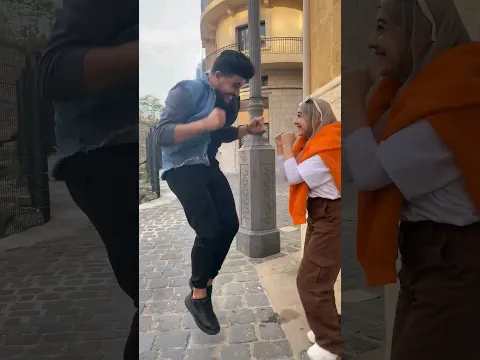 ابن عمي غبي بالمطعم😱