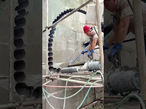 This Machine Eats Through Concrete Like Butter… Engineers Are Shocked 😳
