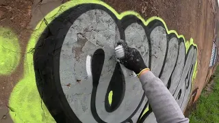 Domingo fazendo graffiti no PANTANAL - oficina de trem desativada