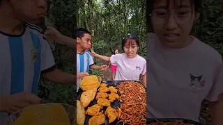 Count who eats the most l Food Challenge l SimSanSan Trio #food #game #Challenge #foodgame 