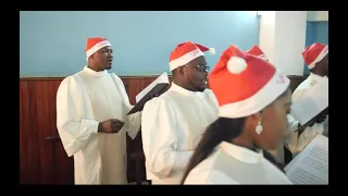 Kyrie (Messe des Anges Dialoguées)/ Chorale Regina Mundi