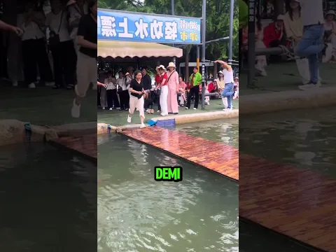 Ibu Malang Ini Rela Di Tertawakan Demi Uang Sekolah Anaknya‼️#viralreels #viralvideos #fypシ゚viral