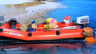 PAW PATROL perdidos en el MAR! PATRULLA CANINA BABY SHARK patrulla de cachorros
