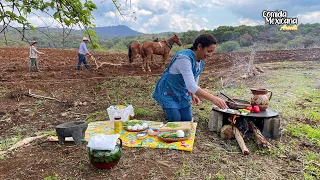 Fuimos A Sembrar y Les Hago Un Almuerzo