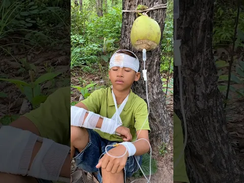 Survival Skills In Forest | SIMPLE but USEFUL #survival #bushcraft #forest #outdoors #shorts #useful