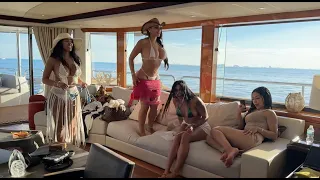 Llados TV | Rumbo ISLA MUJERES con 4 Latinas