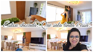 IMPROVISAMOS E FIZEMOS UM PAINEL PARA TV, COLOCAMOS JARDIM VERTICAL NA SALA | Viviane Magalhães