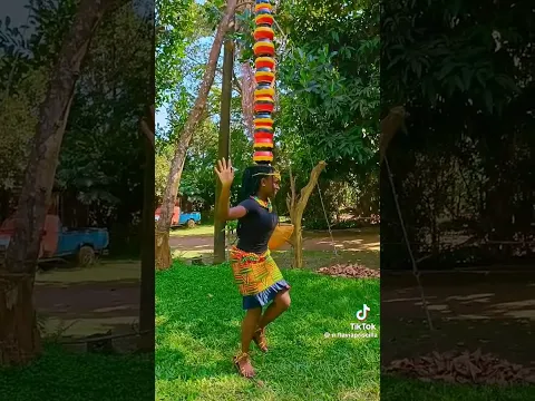 Pot acholi dance African talent