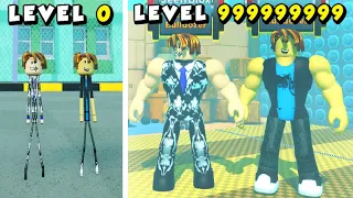 OS DOIS NOOBS CONSEGUIRAM 50.000 DE FORÇA EM MINUTOS NO STRONGMAN SIMULATOR - ROBLOX