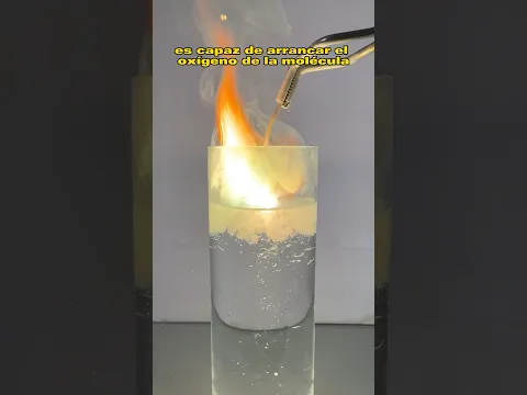 🔥 La pesadilla de los bomberos 🧑‍🚒 Fuegos metálicos #ciencia #química #experimento #shorts