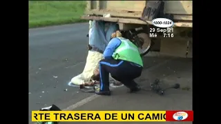 Motociclista falleció al estrellarse contra la parte trasera de un camión