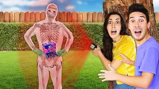 TROVA GLI INDIZI NEL PERCORSO MISTERIOSO NELLA CACCIA AL TESORO ALL' APERTO CONTRO IL DOTTOR TIMOTI!
