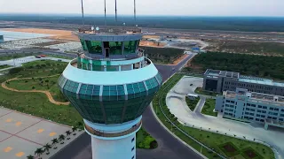 AEROPORTO INTERNACIONAL, DR. ANTÓNIO AGOSTINHO NETO!