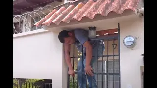 ¡EL LADRÒN MÀS TONTO! Se metiò a robar a una casa y quedò atrapado