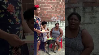 As fofoqueira foi pro churrasco