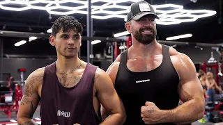 TESTING RYAN GARCIA'S BENCH PRESS...