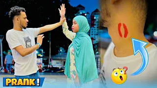 PRANK SHUMIS GACAN KA HADAL AYEY GAARTAY…….!!!!!😡💋😱