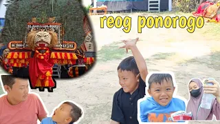 Vlog si Raka Nonton reog jauh banget || Ayah sama raka sampe ketiduran di masjid