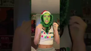 COSPLAY DE GRINCH POR MARCELA MONTELLATO #shorts