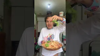 Arrumando almoço de pedreiro pro meu marido pedreiro